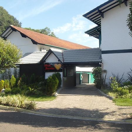 Motel Avenida  Gramado Exterior foto