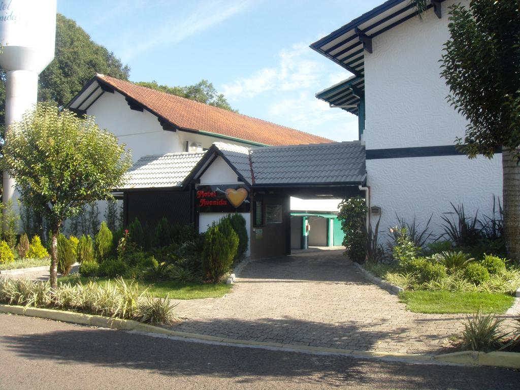 Motel Avenida  Gramado Exterior foto